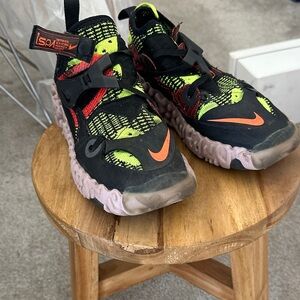 Men’s Nike Ispa OverReact size 4.5